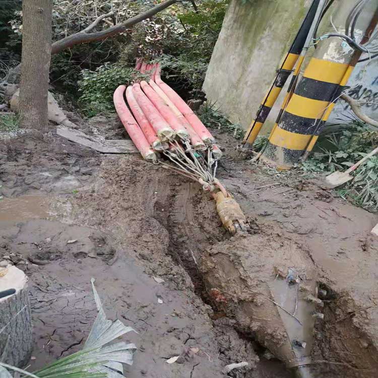 丽江武汉卷帘门拖拉管